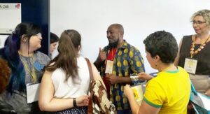 Leia mais sobre o artigo Carlos Correia Santos defendeu artigo científico sobre Musicoterapia em grande evento na cidade de Goiânia